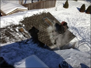 ice dam service, roof ice removed, roof snow removal, ice dam steaming