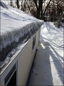 causes of rooftop ice leak, ice dams removed, ice dam removal