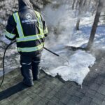 Stopping roof leak with steam.